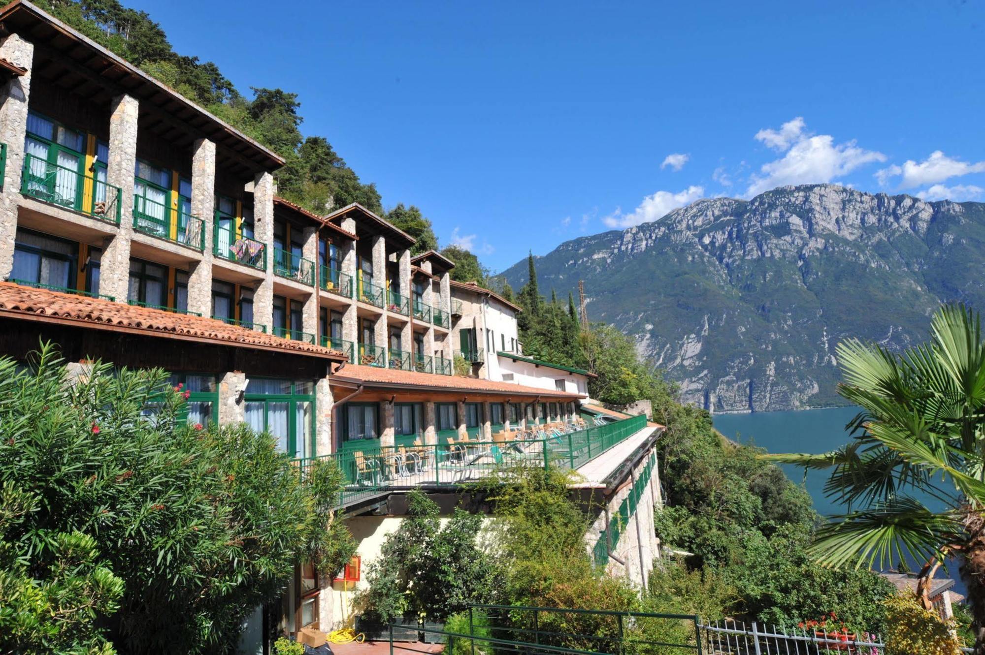 Centro Vacanze La Limonaia Limone sul Garda Exterior foto